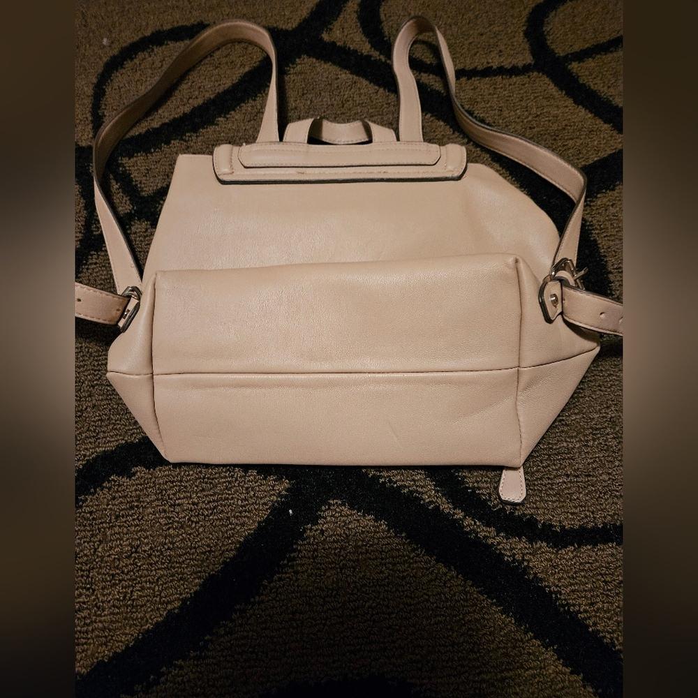 Kenneth Cole backpack - Picture 10 of 10